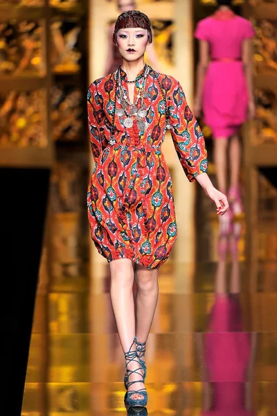 Look 22